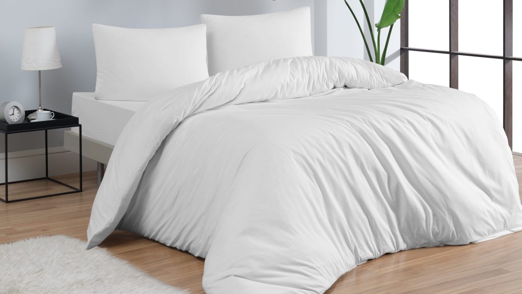 Bedding Essentials: Fitted Sheets vs Flat Sheets vs Duvet&nbsp;Covers
